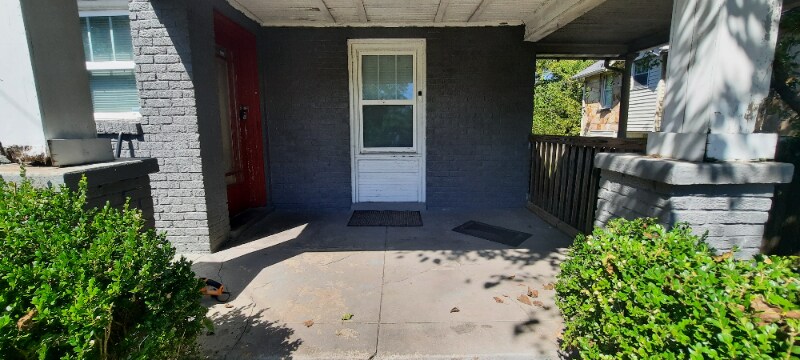 Building Photo - 636 Benton Ave