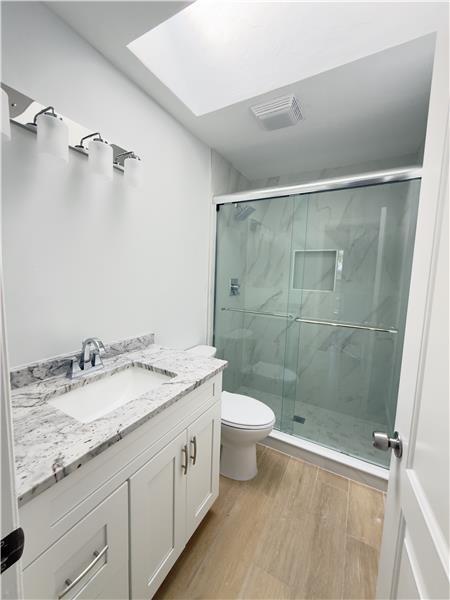 Building Photo - 25356 Pinson Dr