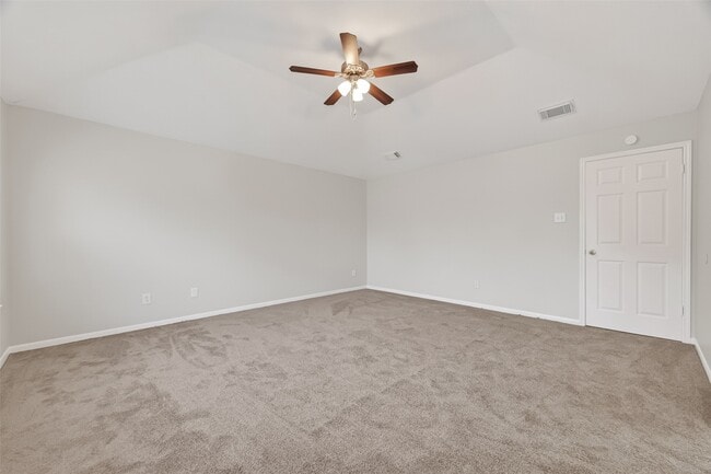 Building Photo - 5439 Baslow Dr