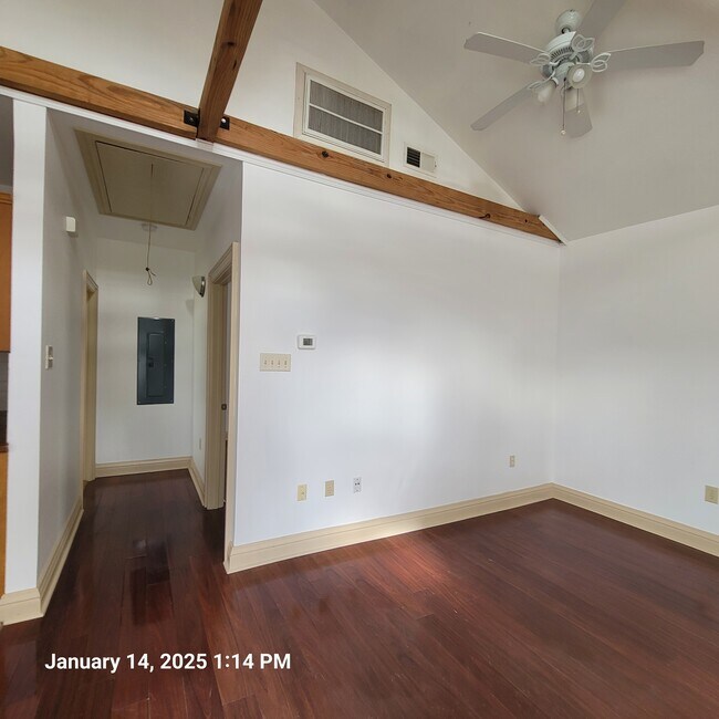 Building Photo - 1911 Ricouard Rd