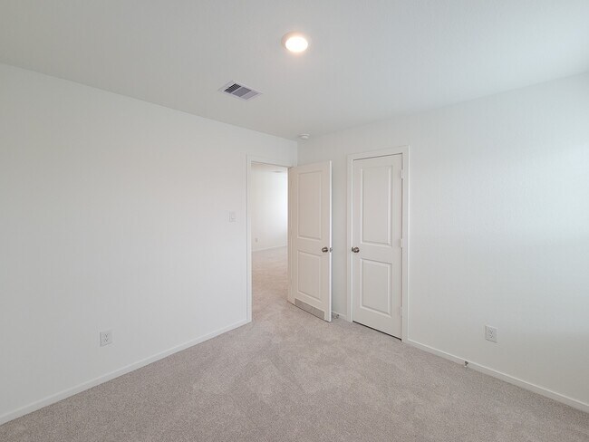 Building Photo - 25588 Rose Creek Dr