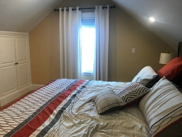 Building Photo - 16 Fairmont St