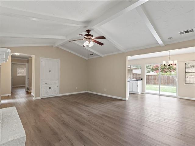 Building Photo - 2709 Leameadow Dr