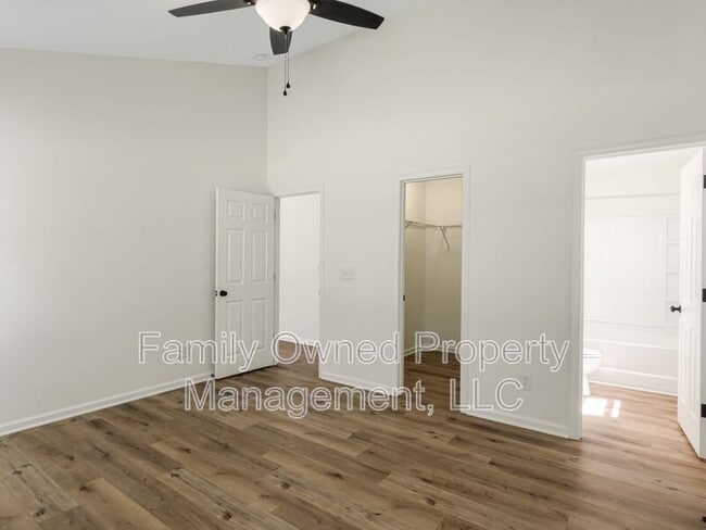 Building Photo - 5208 Copley Cir