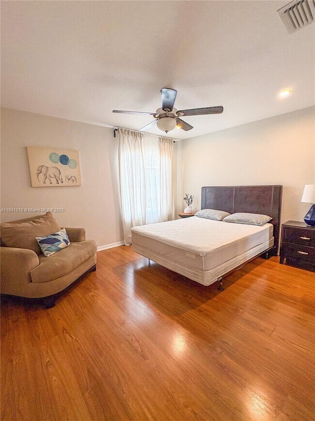 Building Photo - 4006 Bahia Isle Cir