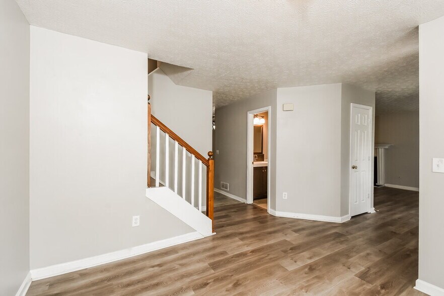 Building Photo - 2580 Candler Way