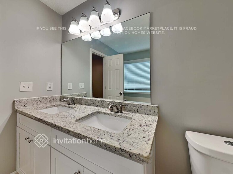 Building Photo - 389 Shoal Ct
