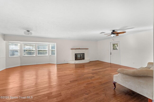 Building Photo - 247 Saldon Ln