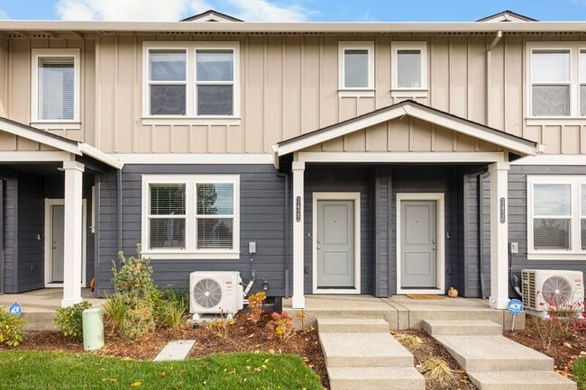 Building Photo - 3422 SW Hartley Ave