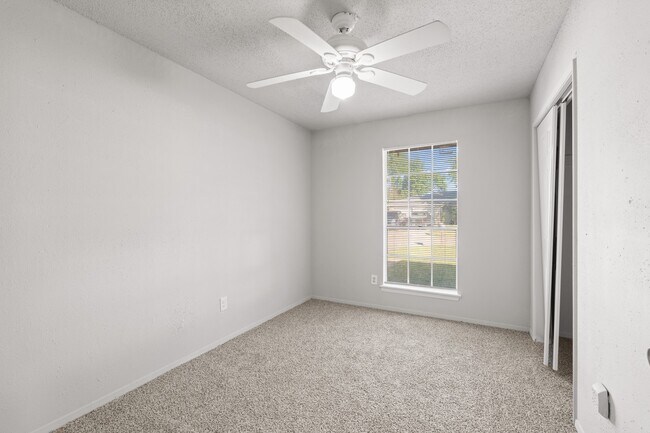 Building Photo - 16331 Paso Hondo Dr