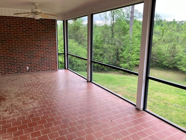 Building Photo - 2766 County Rd 1128