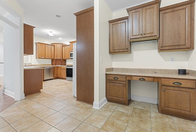 Building Photo - 406 Aspen Ct