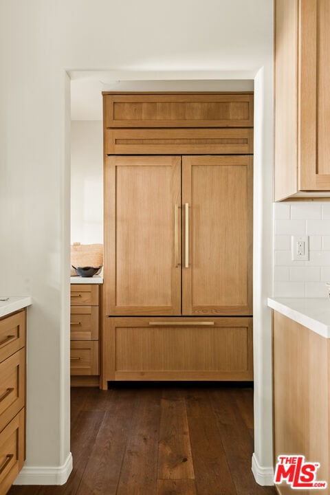 Building Photo - 1518 N Beverly Dr