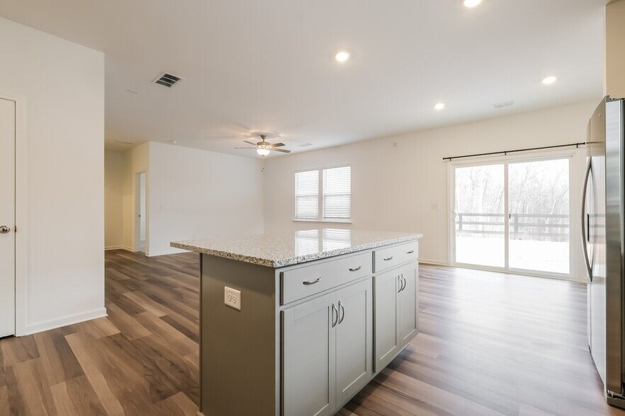 Building Photo - 3127 Whitman Ct