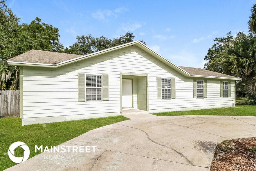Primary Photo - 1206 W 14th St