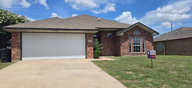Building Photo - 4505 Hitchrock Dr