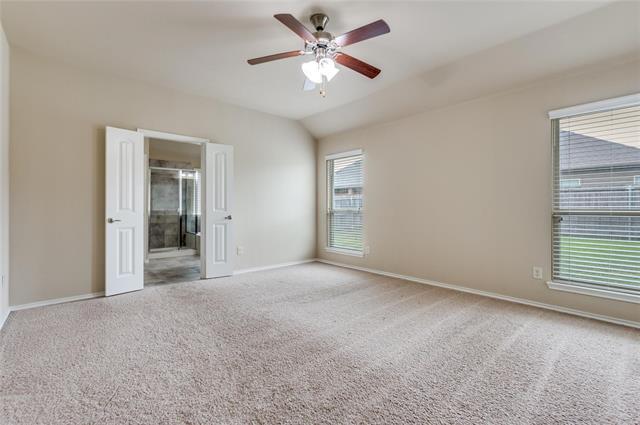 Building Photo - 1028 Lake Woodland Dr