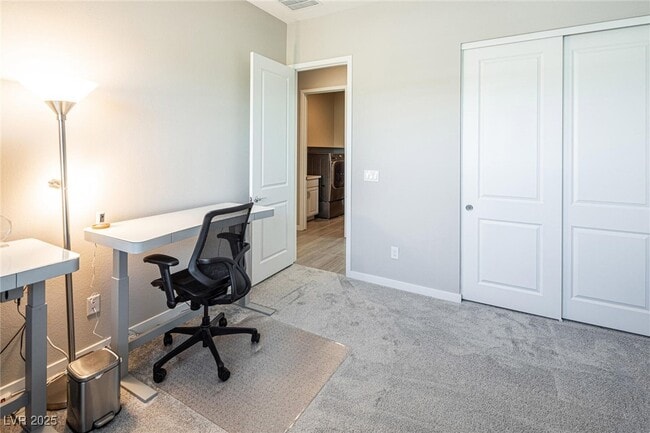 Building Photo - 832 Canonbury St