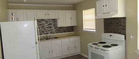 Building Photo - 104 Bybee Ct
