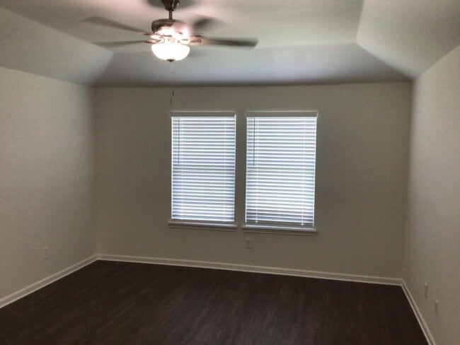 Building Photo - 21806 Saragosa Pond Ln