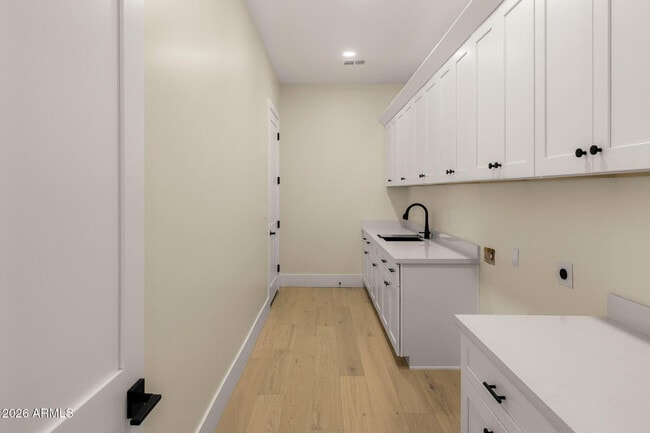 Building Photo - 3002 N 53rd Pl