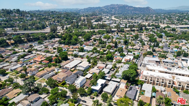 Building Photo - 2917 N Coolidge Ave