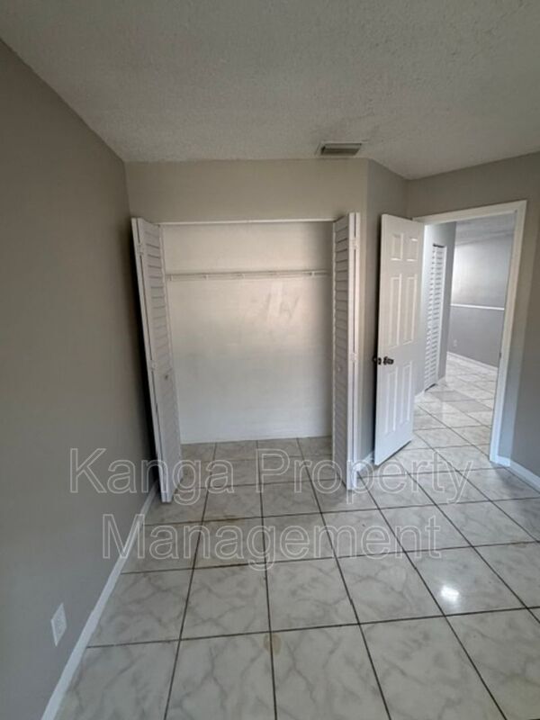 Building Photo - 11449 NW 35th St