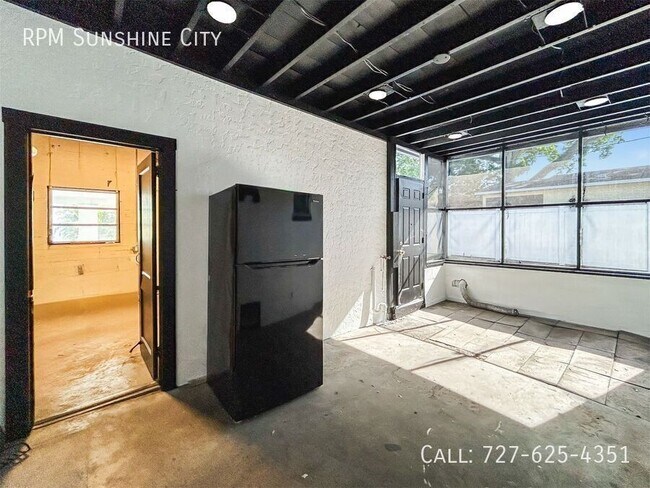 Building Photo - 2801 29th St N