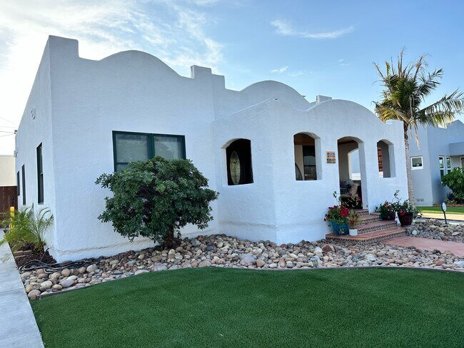 Building Photo - 4534 Copeland Ave
