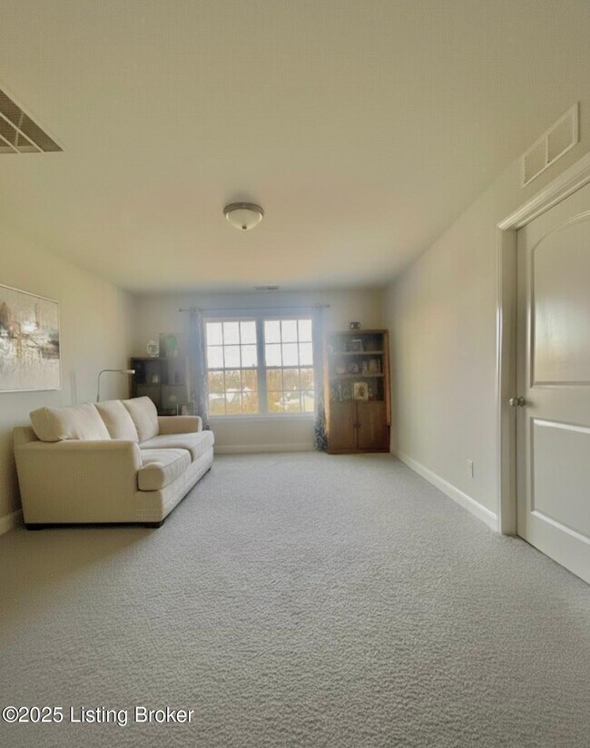 Building Photo - 114 Belden Trl