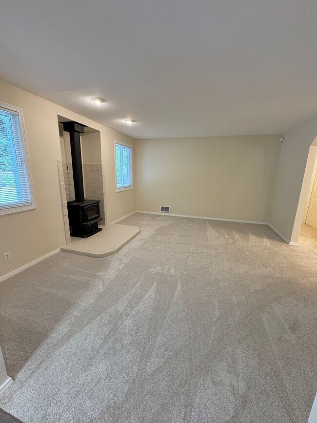 Building Photo - 3Bd/2Ba Carnation Home