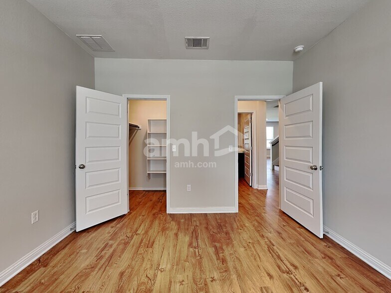 Building Photo - 8113 Turnberry Ln