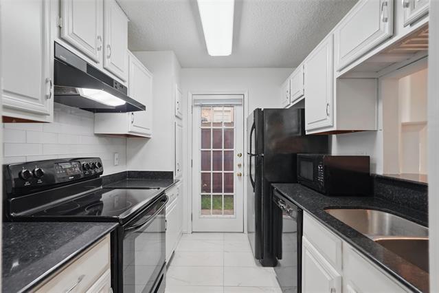 Building Photo - 6208 Oram St