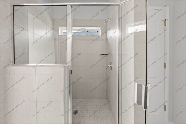 Building Photo - 725 Gingham Trl