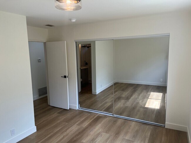 Building Photo - Remodeled Cupertino Gem in Top-Rated School District!