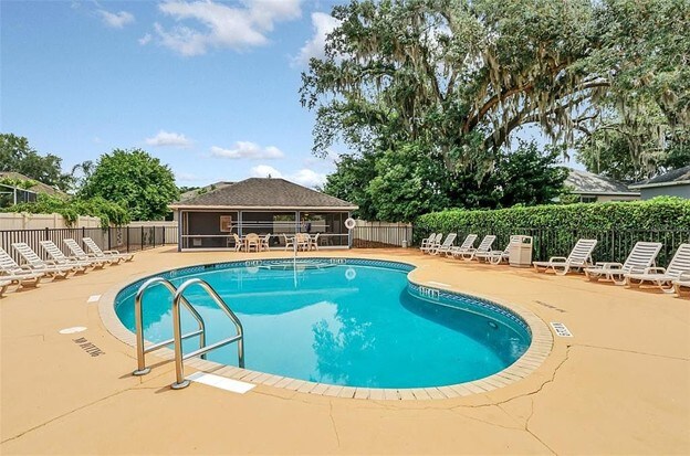 Building Photo - 1401 Yellow Finch Dr
