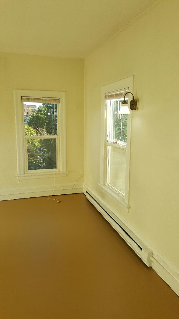 Interior Photo - 17th Ave