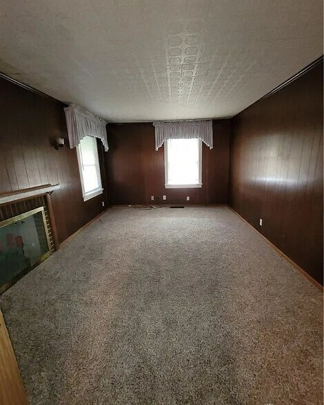 Building Photo - 1936 Litchfield Ave