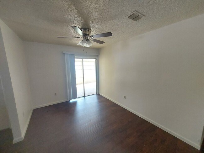 Building Photo - 8972 SE 87th Terrace