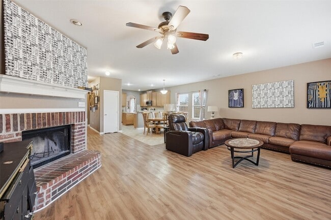 Building Photo - 1301 Concho Trail