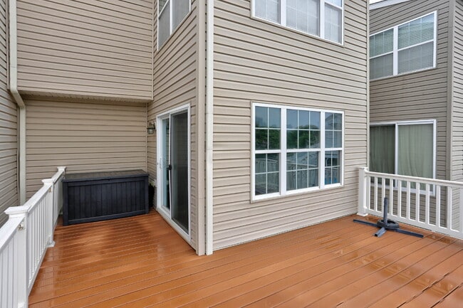 Building Photo - 3BD/2.2BA:  Fabulous Baltimore Townhome