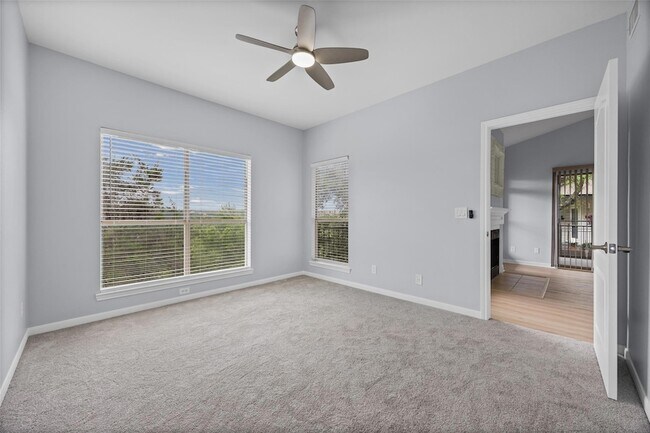 Building Photo - 6000 Shepherd Mountain Cove