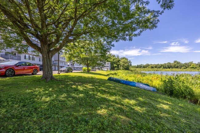 Building Photo - Waterfront Condo Overlooking Hamlin Pond –...