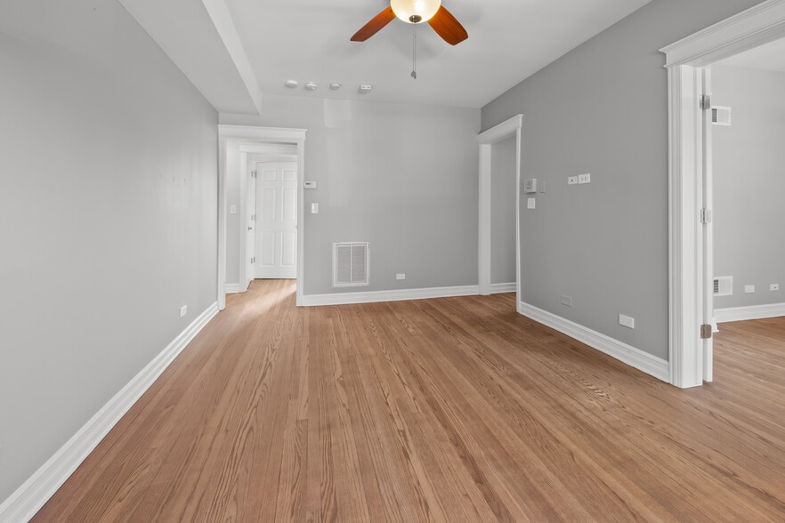 Building Photo - 2211 W Winona St