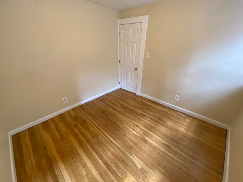 Building Photo - 238 Cambridge St