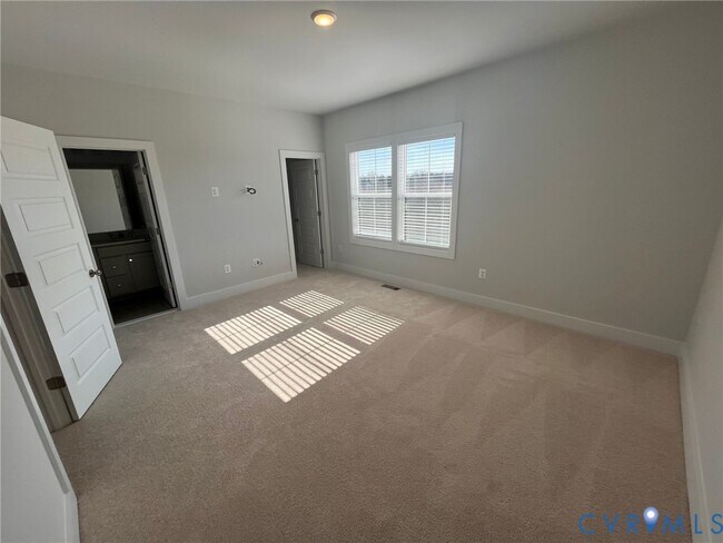 Building Photo - 4007 Munson Wds Pl