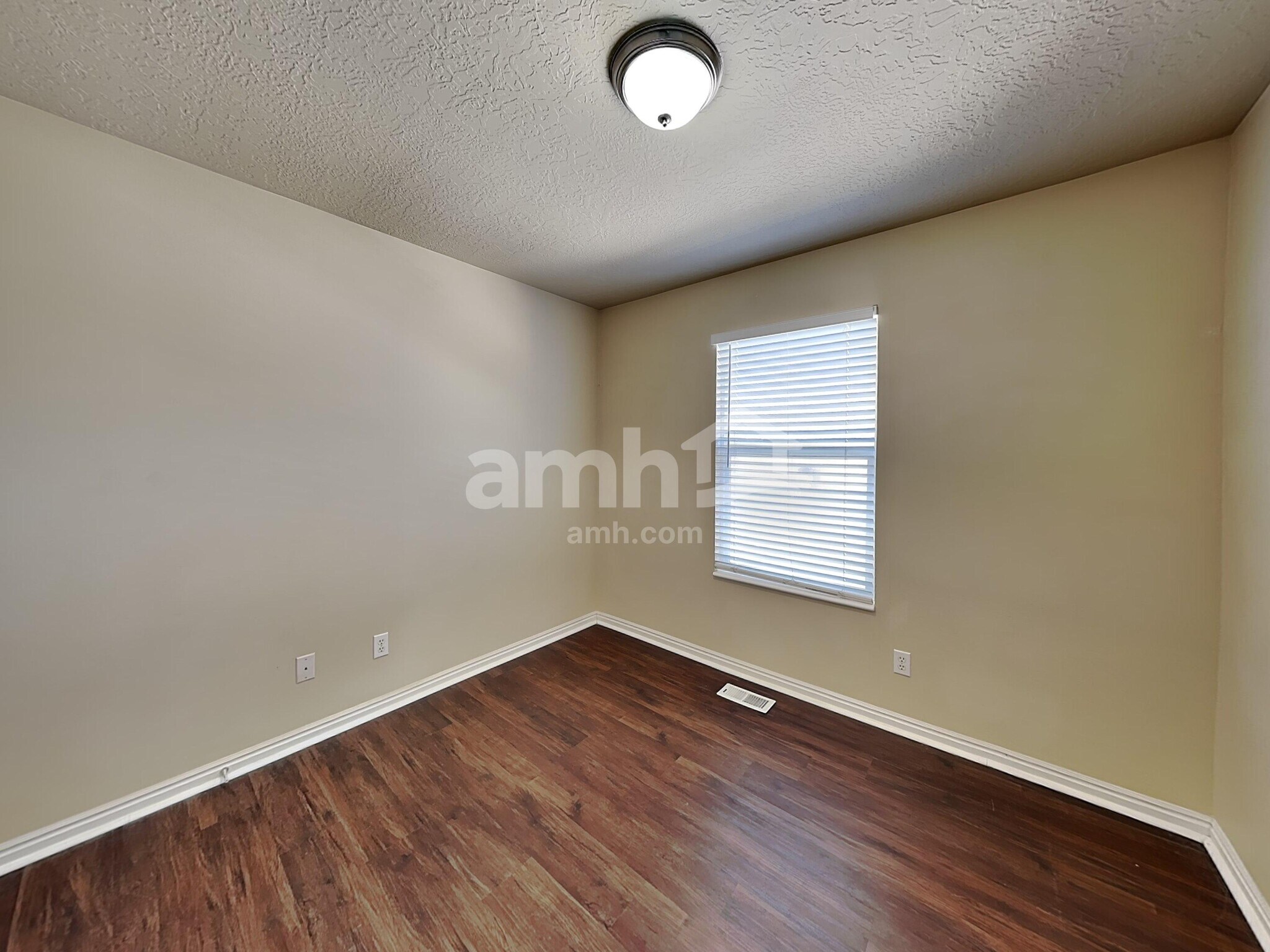 Building Photo - 7801 Ash Point Cir