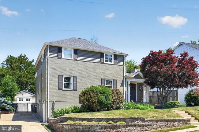 Building Photo - 4837 1st St S