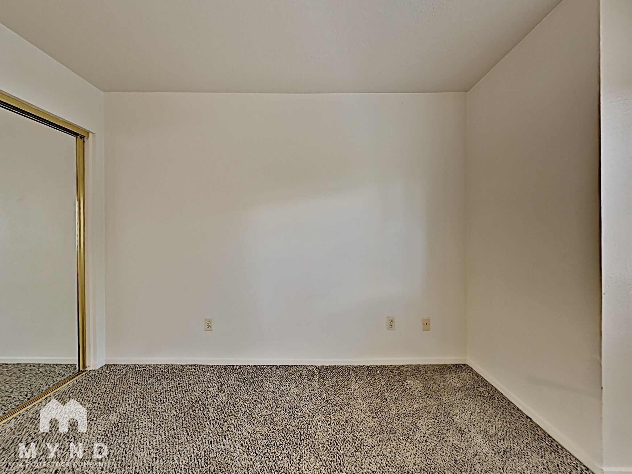 Building Photo - 2624 Sunny Slope Dr