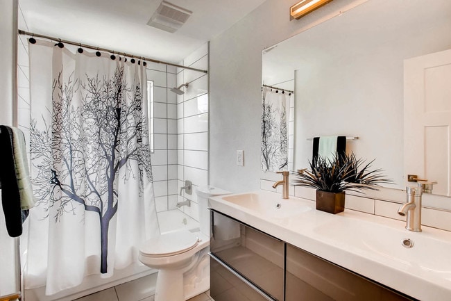 Building Photo - 1628 Martin Luther King Jr Way